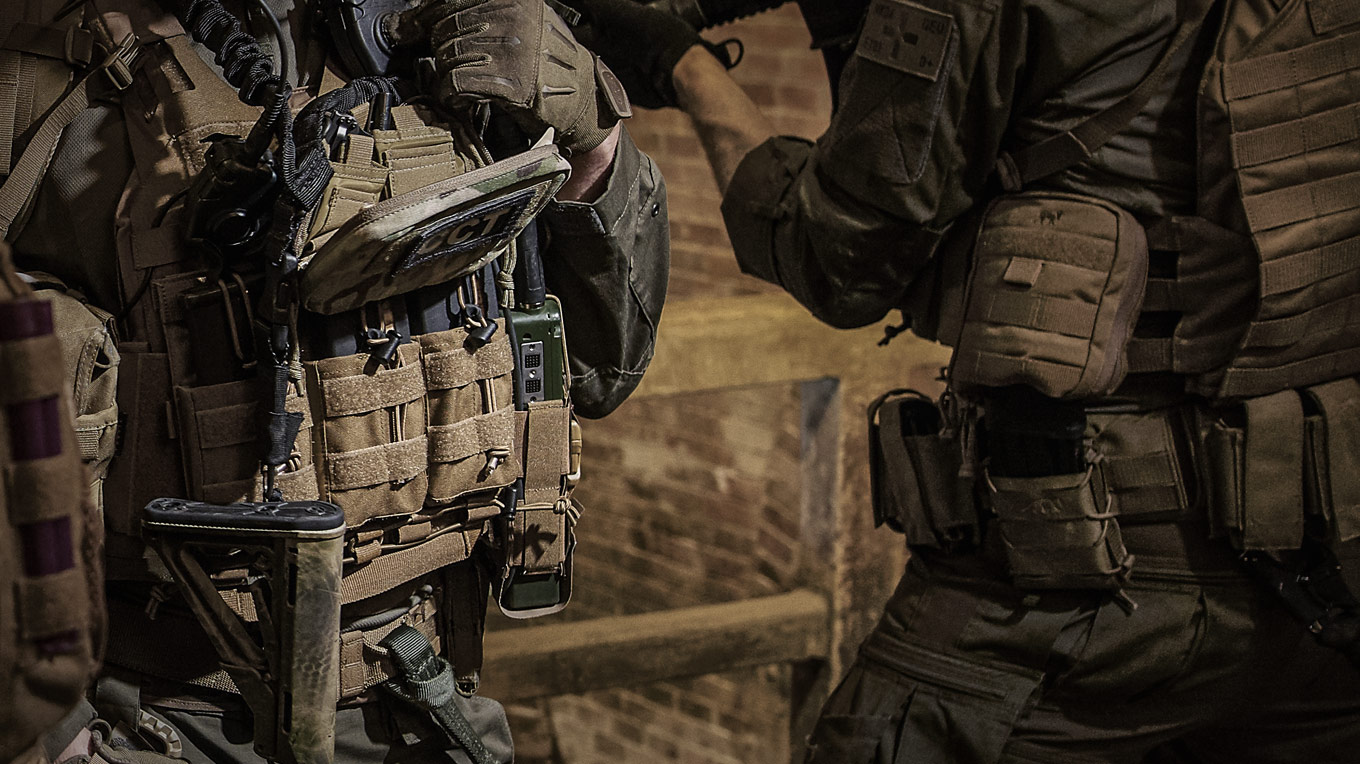 Intelligently combined Tasmanian Tiger Military & Police Equipment